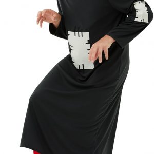 Gargamel costume—bright blue tunic, those classic black trousers. A big ol’ grey beard hanging down—honestly, the whole look is a vibe. Mannequin standing there, just waiting for some mischief.