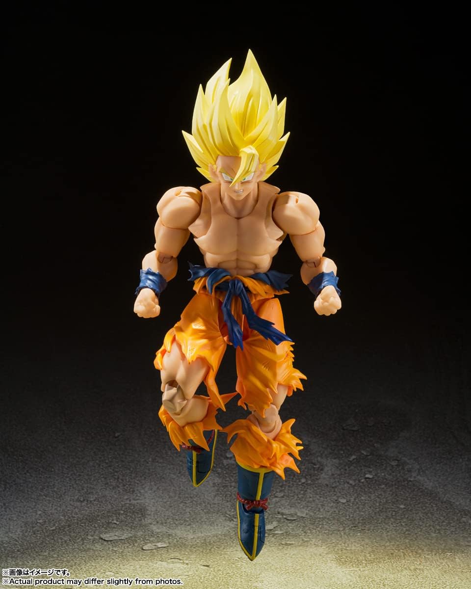S.H.Figuarts Super Saiyan Goku action figure, striking a fierce pose—rocking that iconic orange and blue gear. Spiky hair stands tall, and the fierce expression? Totally captures his power. A must-have for fans who crave a piece of that epic battle vibe.