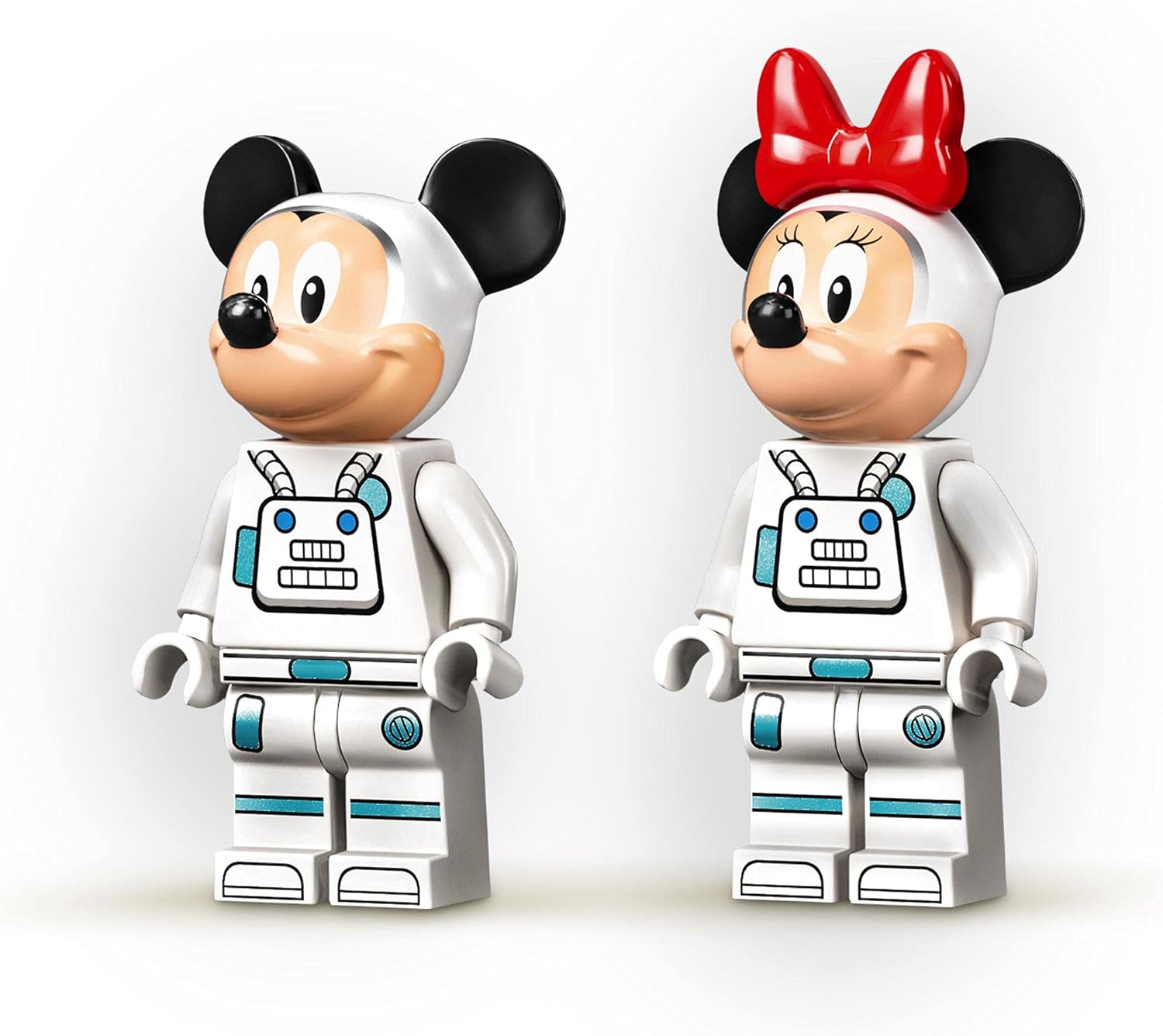 Miki Maus LEGO set bursting with vibrant building blocks—Mickey and Minnie minifigures included, plus a rocket ship. Accessories scattered about, all set against a playful, vivid backdrop. Perfect for sparking creativity!