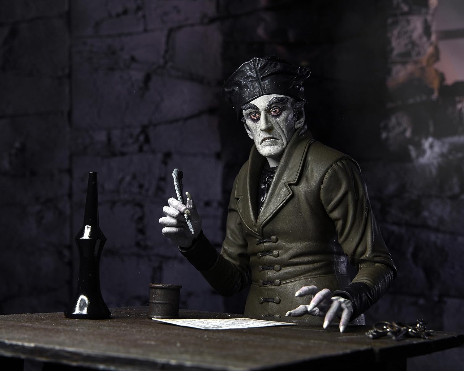 NECA Nosferatu figurine Ultimate Count Orlok 18 cm - Image 4