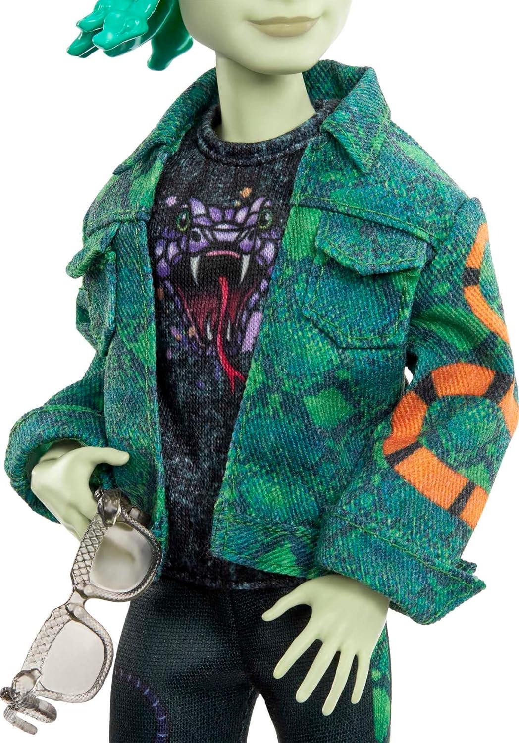 Monster High Doll, Clawd Wolf Doll with Pet Gargoyle Bulldog and Themed Accessories, HNF65 - Image 4