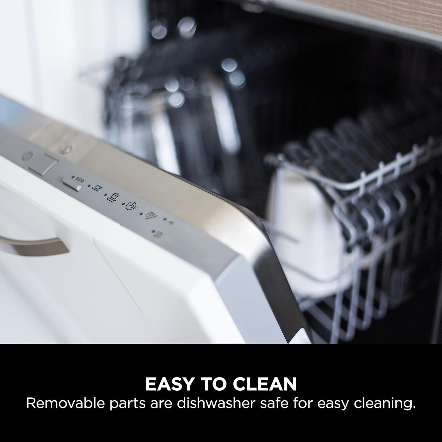 Ninja Blemder, 3-in-1 magic in sleek black. This beast boasts a hefty 2.1-litre jug—perfect for big batches—and those touch controls? Super intuitive.