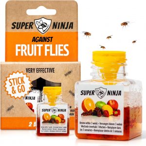 The Super Ninja fruit fly trap stands tall—pretty nifty, I’d say. A sleek design, that blue cap really pops! Clear bottle shows off the natural bait inside—just waiting to draw those pesky flies in.